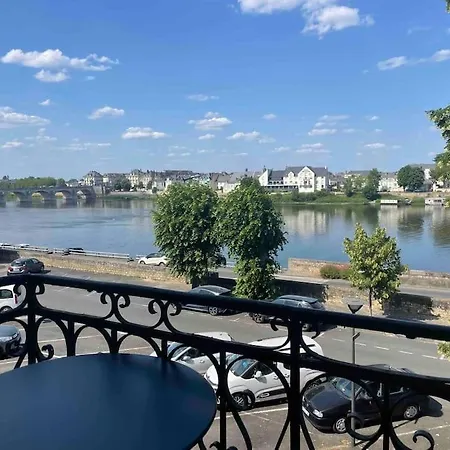 T3 - Quai De Loire * Сомюр